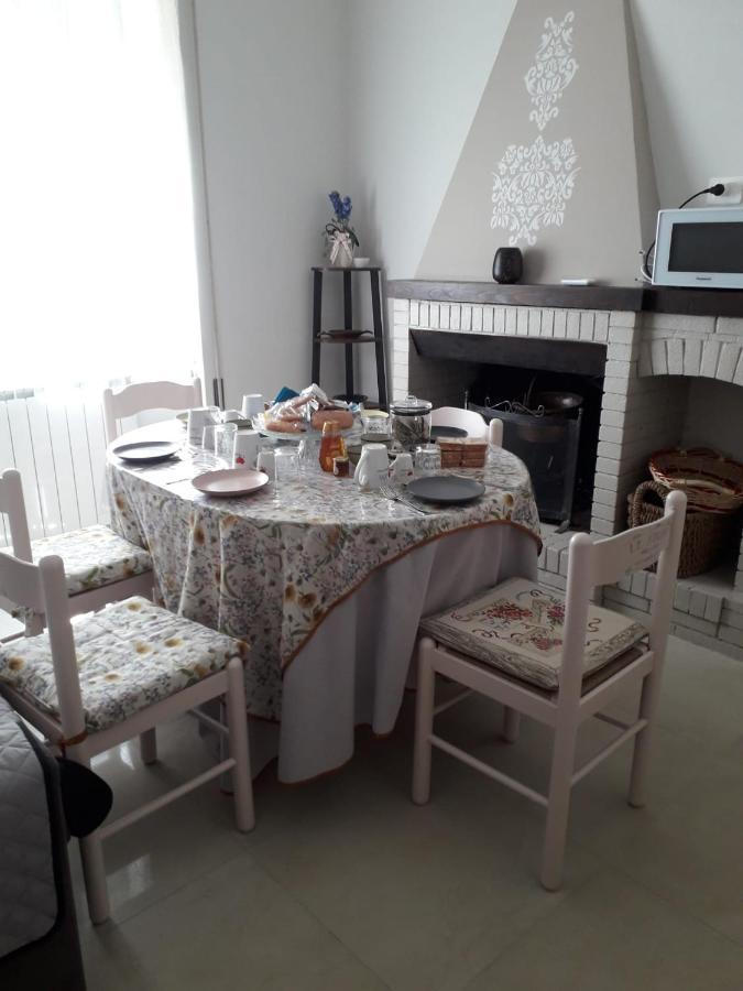 Cospea B&B Терни Екстериор снимка