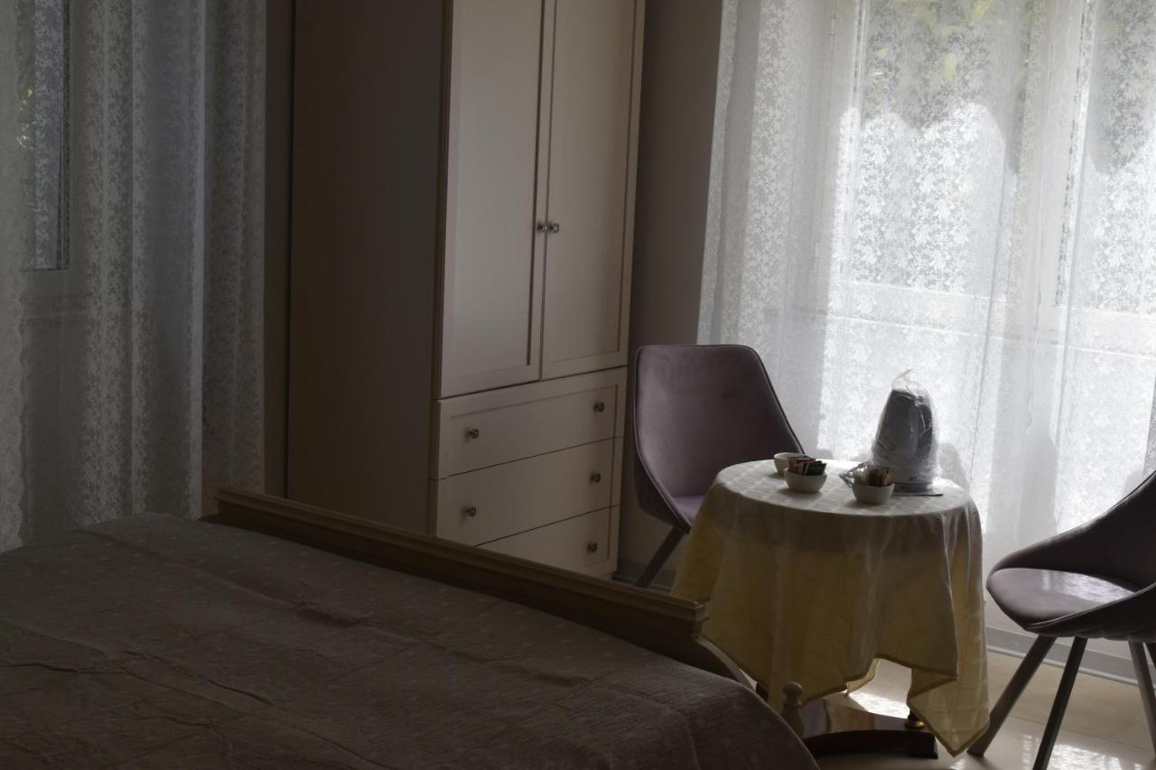 Cospea B&B Терни Екстериор снимка